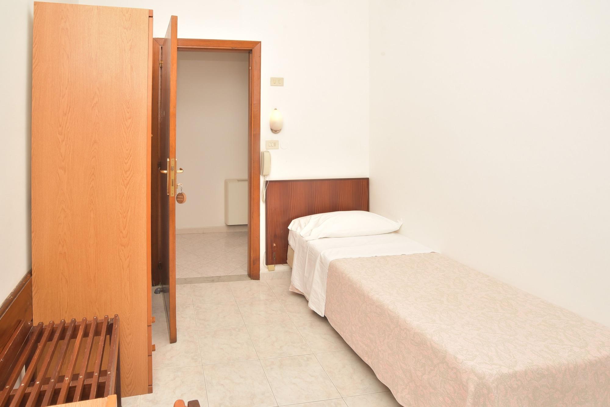 Hotel Maronti Barano dʼIschia Buitenkant foto