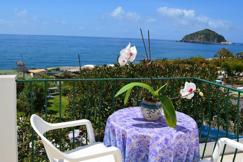 Hotel Maronti Barano dʼIschia Buitenkant foto